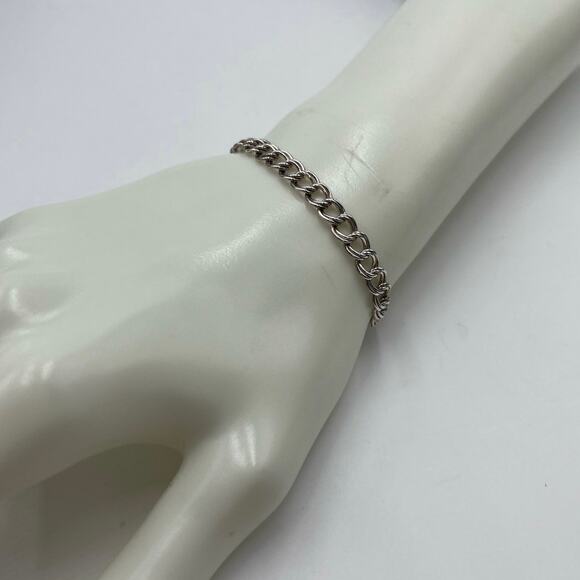 SU Sterling Silver Signed Italy Double Link Charm Bracelet With Heart Charm - Picture 2 of 8